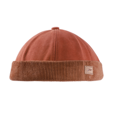 Lade das Bild in den Galerie-Viewer, Docker Caps - Winter