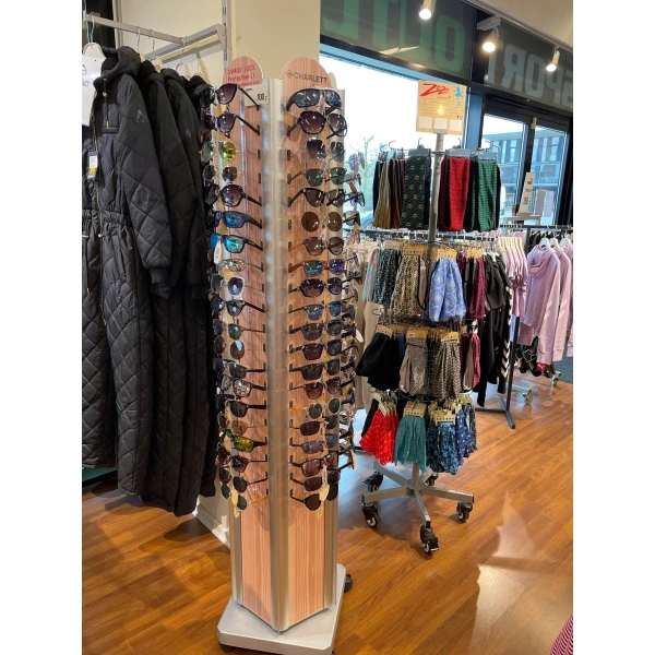 Customers (West Wind DK)